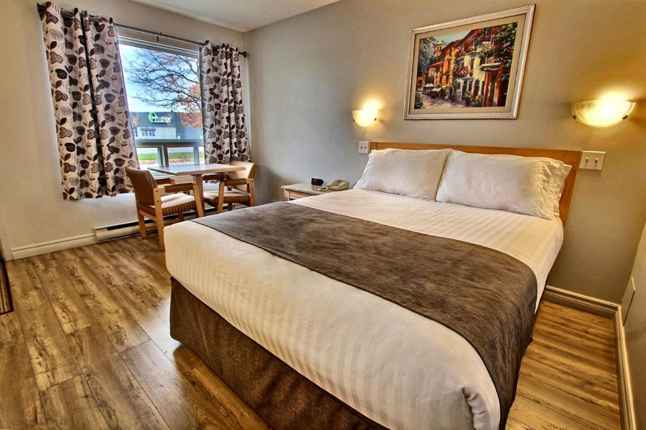 Hotel-Motel La Difference Sainte-Marie ภายนอก รูปภาพ