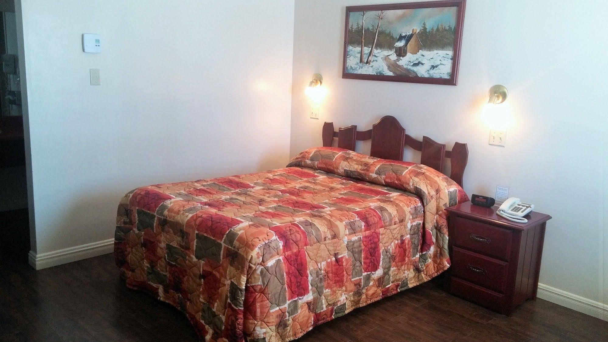 Hotel-Motel La Difference Sainte-Marie ภายนอก รูปภาพ