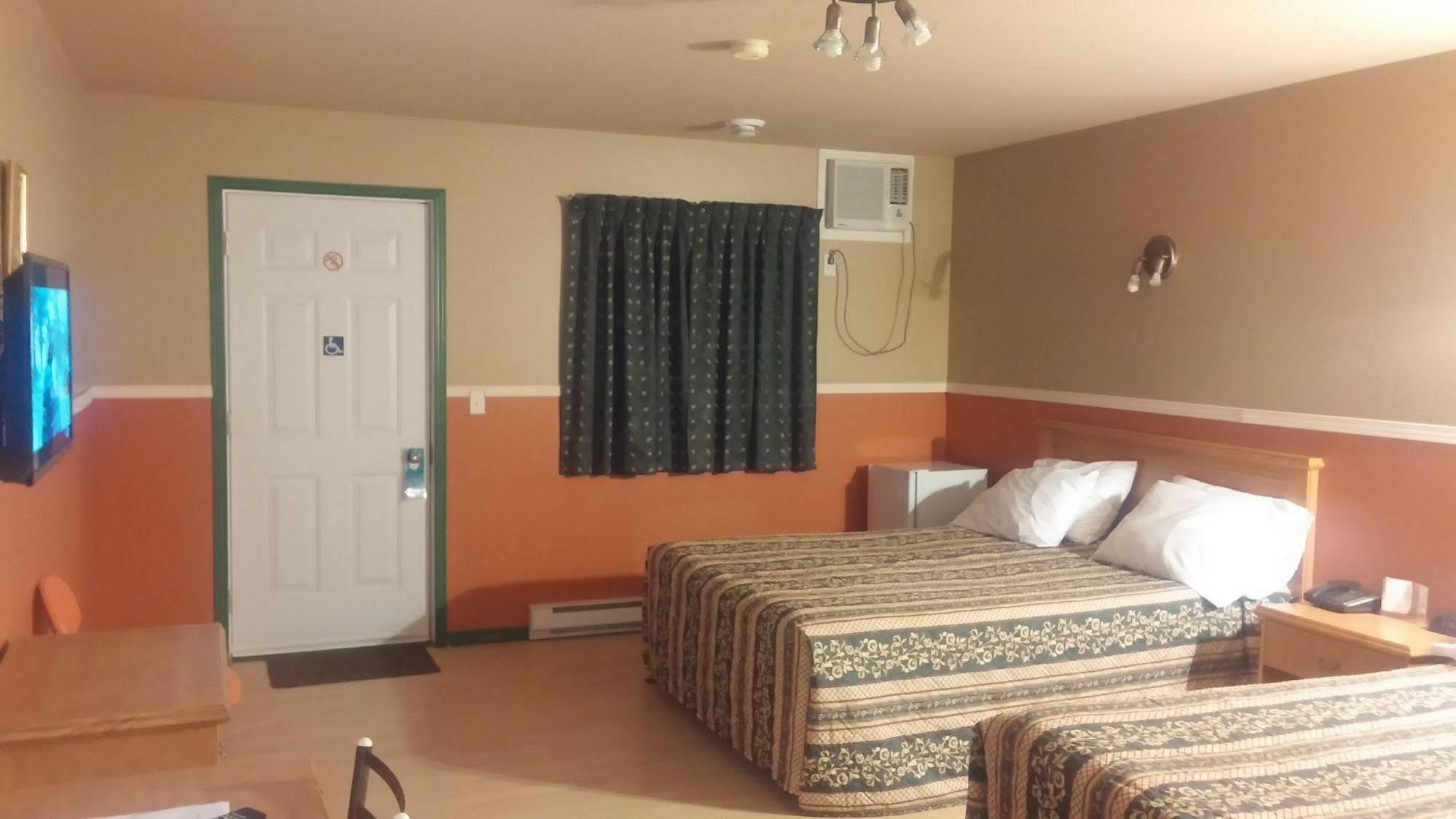 Hotel-Motel La Difference Sainte-Marie ภายนอก รูปภาพ