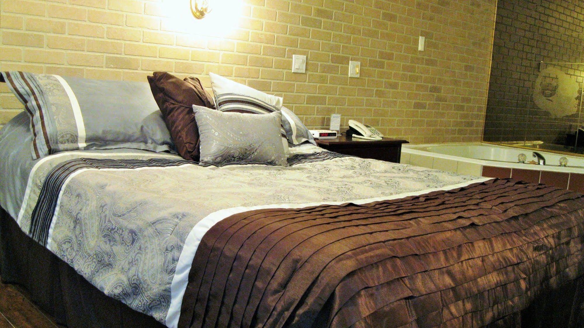 Hotel-Motel La Difference Sainte-Marie ภายนอก รูปภาพ